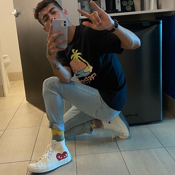 Meet your Posher, Santos - Picture 5 of 5